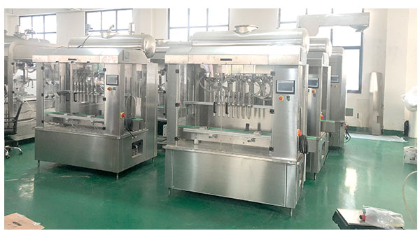 全自動液體灌裝機